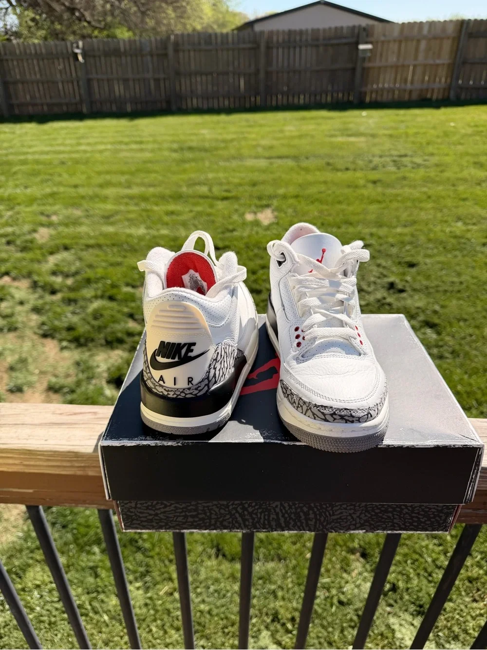 Jordan Air Jordan 3 Retro Black White Cement Box size 6 Men’s - Picture 2 of 4